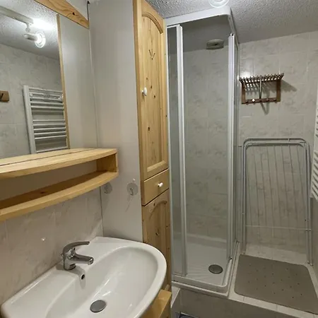 Studio-cabine-mezzanine Expose Sud Avec Navette Gratuite, Casier A Skis Et Confort - Fr-1-787-28